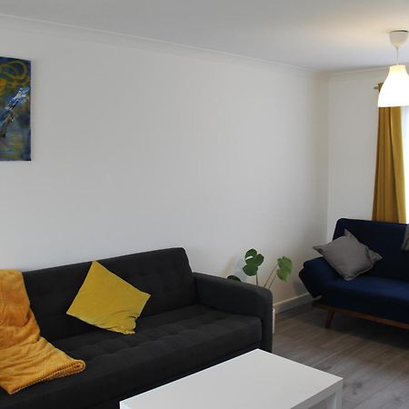הוילה לונדון Coolfin House-Close To Excel, Contractors, Relocators, Paid Parking מראה חיצוני תמונה