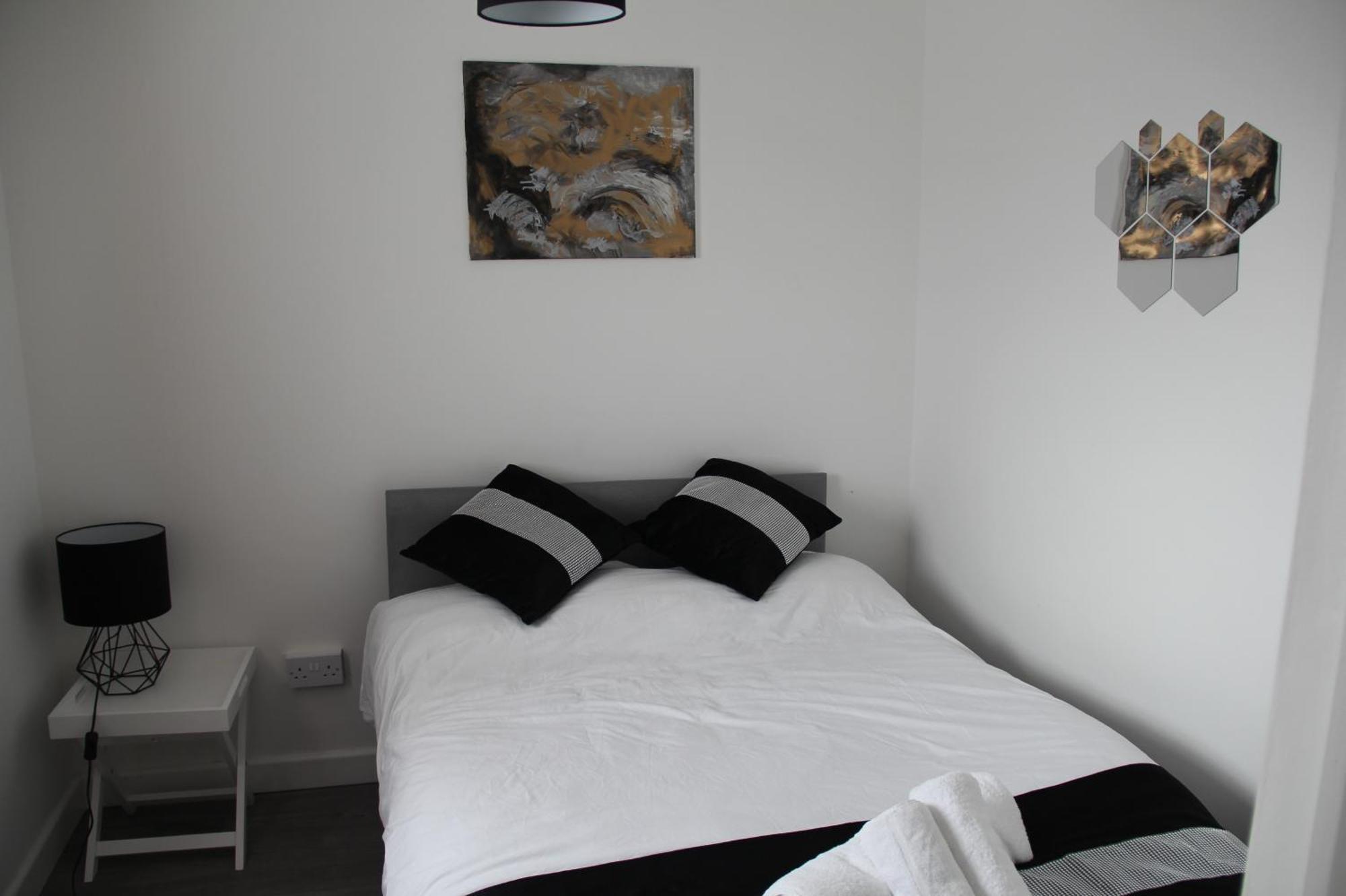 הוילה לונדון Coolfin House-Close To Excel, Contractors, Relocators, Paid Parking מראה חיצוני תמונה